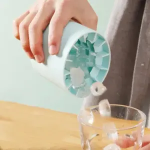 Silicone Ice Cube Cup – Squeeze-Release Mould That Drops Cubes